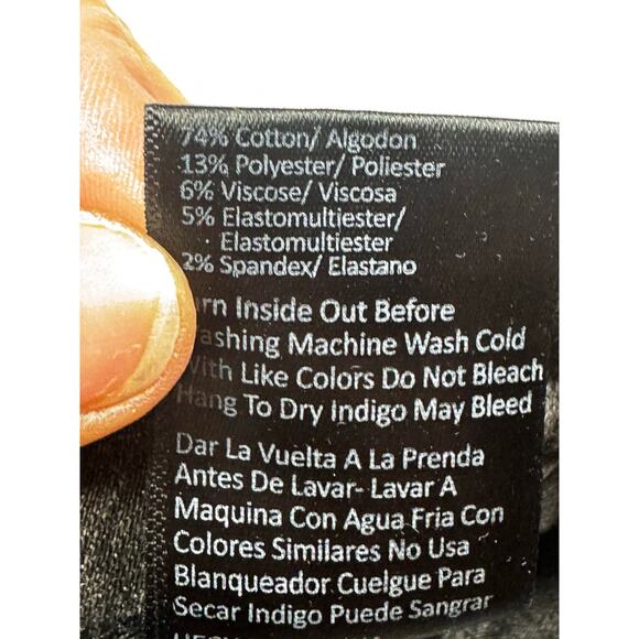 Risen Women's Distressed Straight Gray Stretch Denim Jeans - Size 9/29 (29x30) - Picture 7 of 7